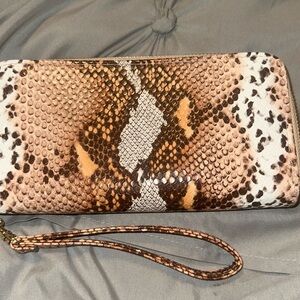 snakeskin wallet